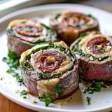 Gefüllte Zarte Steakrollen mit Käse